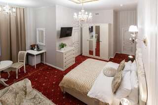 Отель Te Kempf Санкт-Петербург Люкс с кроватью размера «king-size»-1